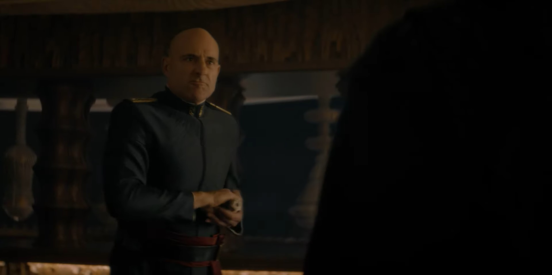 Emperor Javicco Corrino stabs himself with a knife